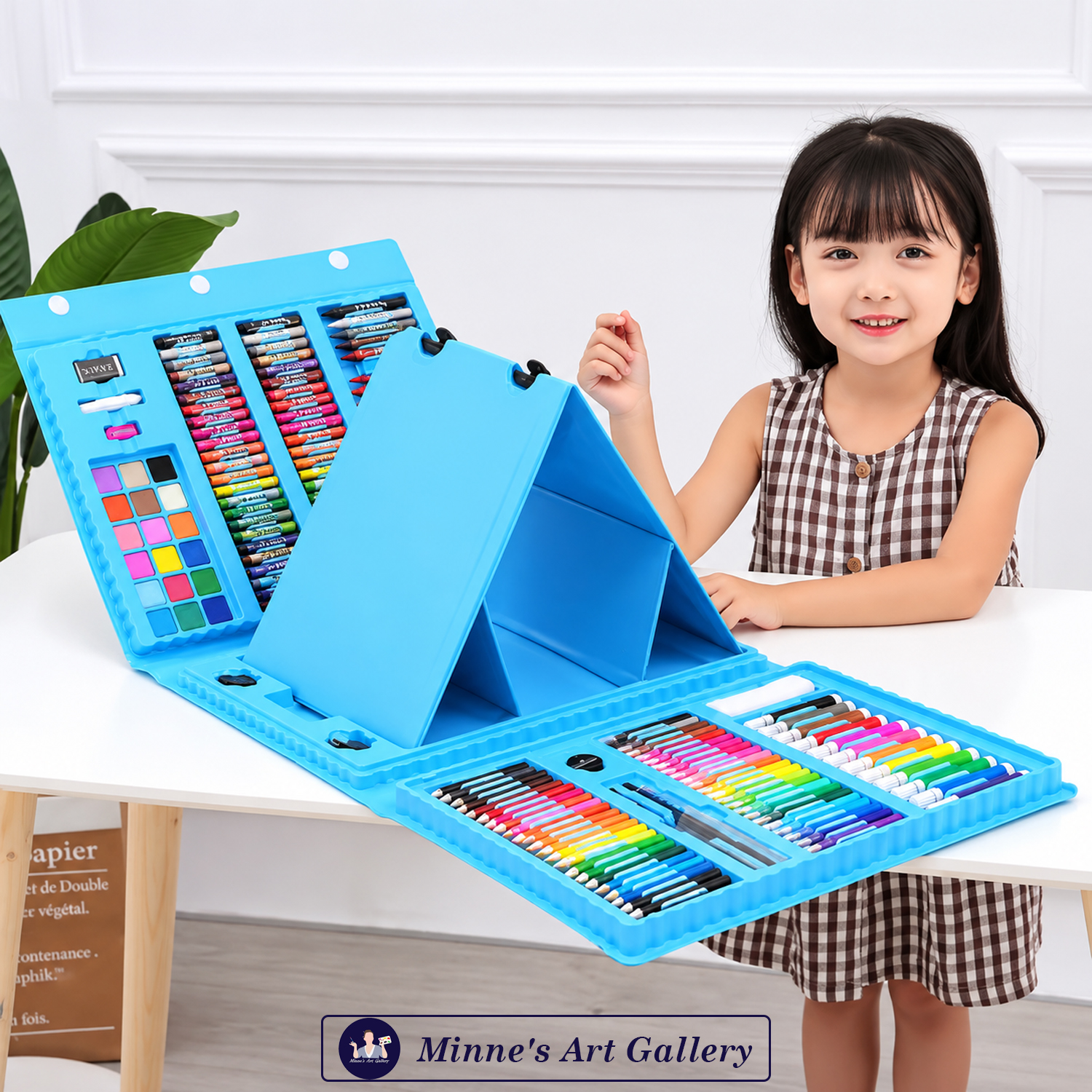 super-mega-art-set-208-pieces-sky-blue-usage Super Mega Art Set 208 Pieces Sky Blue for Drawing Colouring and Painting